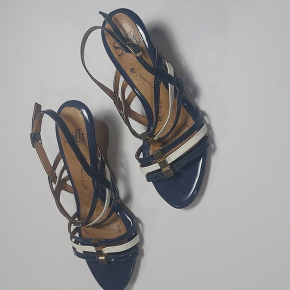 Sofft Woman's Posh Sandals Size 6 Navy Blue and White. - Picture 4 of 14